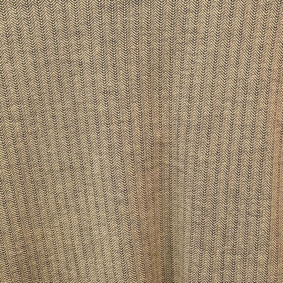 Claiborne - LS Micro Herringbone Polo - Bronze - Picture 7 of 7